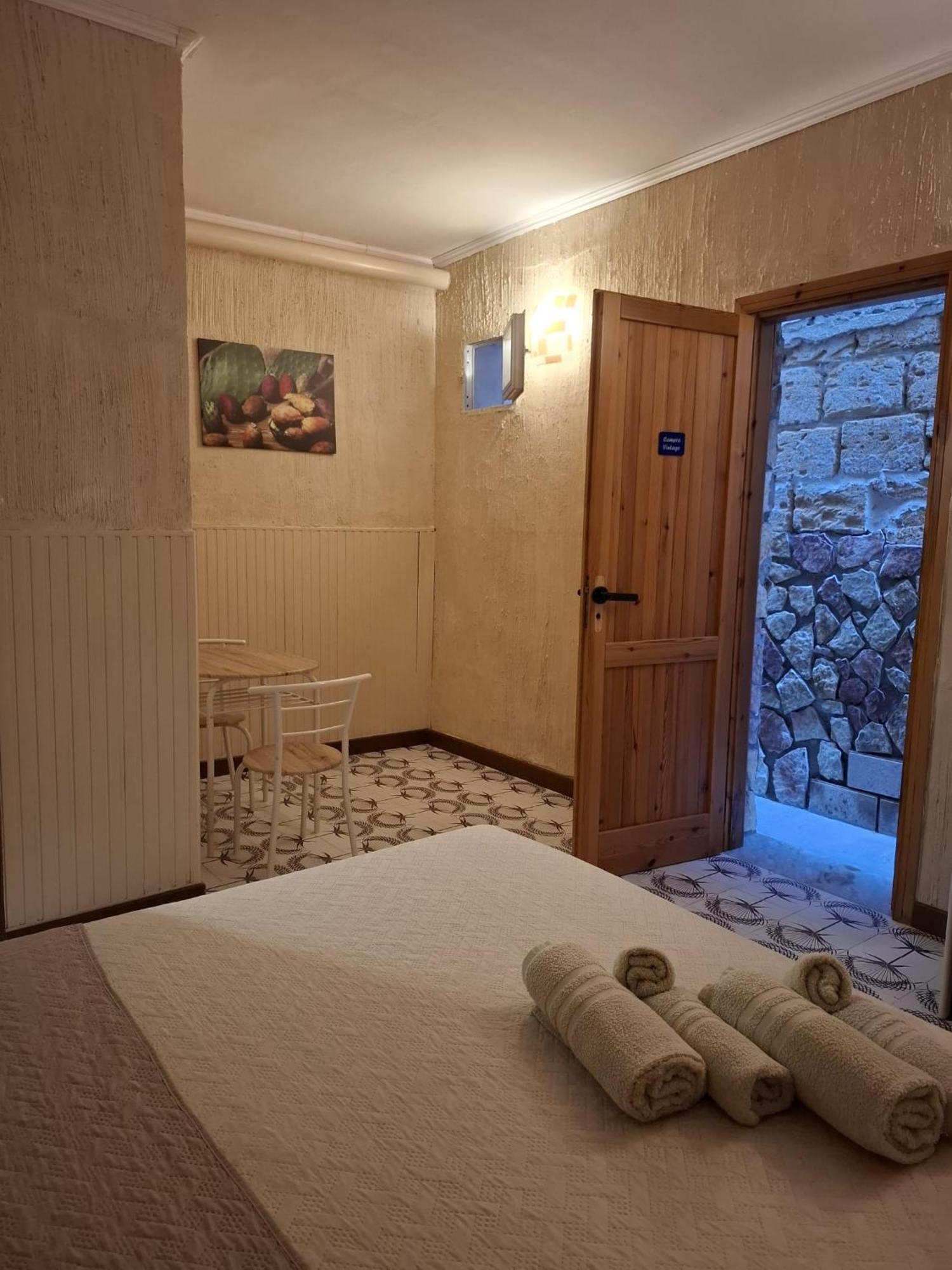 La Terrazza Sul Mare Camera Vicino Aereoporto&Mare Sicilian Vintage Style Seaside Room شينيسي المظهر الخارجي الصورة