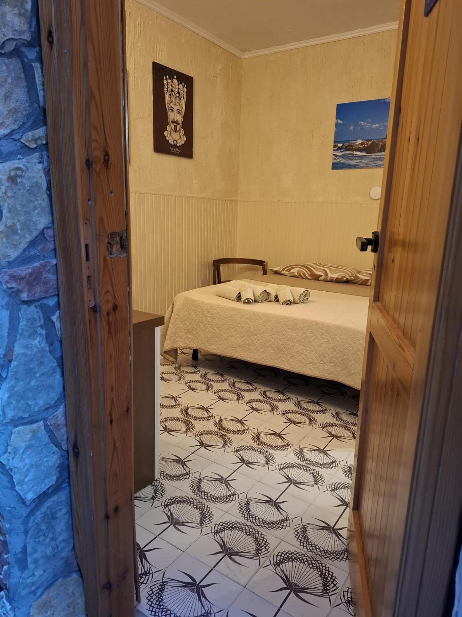 La Terrazza Sul Mare Camera Vicino Aereoporto&Mare Sicilian Vintage Style Seaside Room شينيسي المظهر الخارجي الصورة